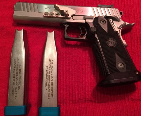 Vendo STI EDGE calibre 40 sw
Estado impecable, no tiene más de 300 tiros, la vendo por no usar , para 02