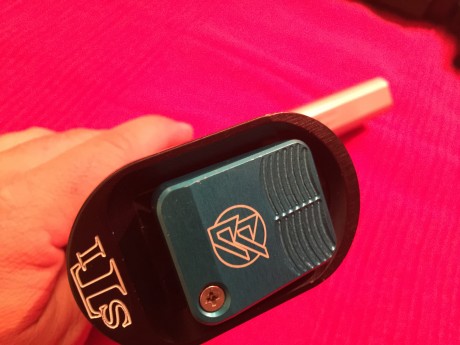 Vendo STI EDGE calibre 40 sw
Estado impecable, no tiene más de 300 tiros, la vendo por no usar , para 10