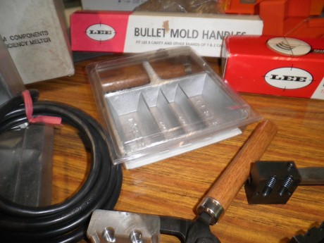 Hola, por dejar completamente la afición, pongo a la venta todo mi equipo, armas, accesorios, recarga 10