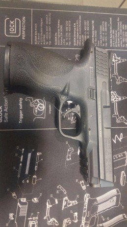 Se vende pistola SW MP 9 con dos cargadores y funda Sherpa de Blackhawk.
Precio de todo el conjunto 300€ 02