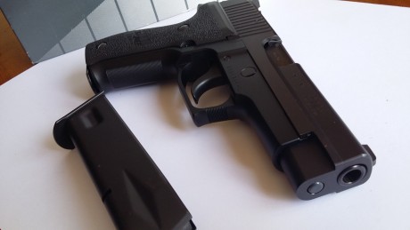 Vendo esta pistola con mucho dolor. Pero necesito hacer caja para otro proyecto. Tiene dos cargadores, 10