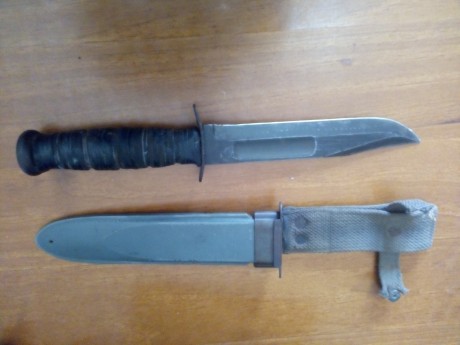 Cuchillo KA BAR MK2 USN, original de la segunda guerra mundial, usado por la marina de loa Estados Unidos. 01