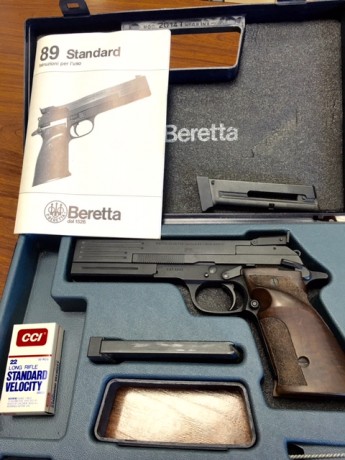 Vendo pistola Beretta 89 Standard, semi-nueva (no disparó más de 100 balas). calibre 22 . Tiro deportivo. 01