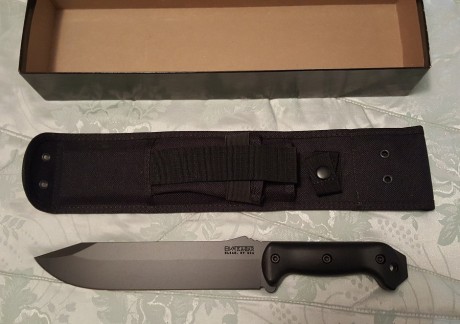  ***VENDIDO***

***El cuchillo ha sido vendido, gracias a todos por el interés*** 

Vendo cuchillo Becker 10