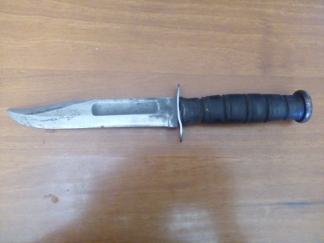 Cuchillo KA BAR MK2 USN, original de la segunda guerra mundial, usado por la marina de loa Estados Unidos. 20
