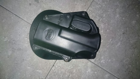 Hola vendo dos fundas y un ris para glock 17 /19
Las fundas nuevas, sin usar, el ris usado pero perfecto
La 11