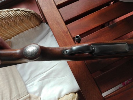 Se vende rifle Brno 602 calibre 375 HH en muy buenas condiciones. En el precio estan incluidas bases y 01