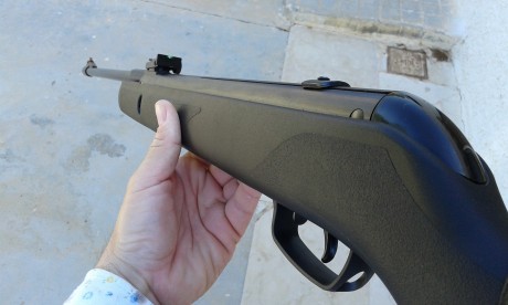 Vendo mi carabina Gamo Shadow 1000 del calibre 5.5. Está nueva, apenas pegué 20 disparos con ella. No 00