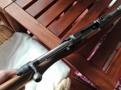 Se vende rifle Brno 602 calibre 375 HH en muy buenas condiciones. En el precio estan incluidas bases y 30