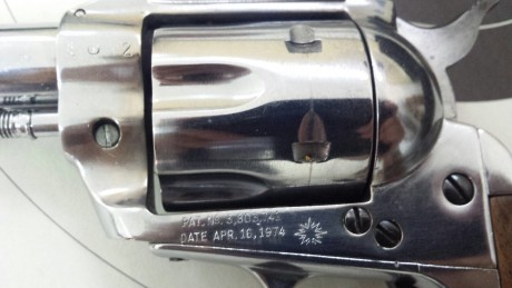 Un compañero me ha pedido que le ponga a la venta este precioso revólver Virginian Dragoon 357 magnum 02