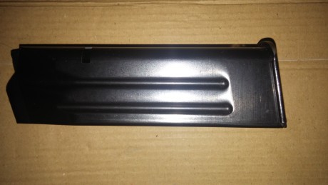 Hola,cambio cargador de la marca llama cal 9mmp. capacidad 17 tiros valido para pistolas tipo 1911,por 00