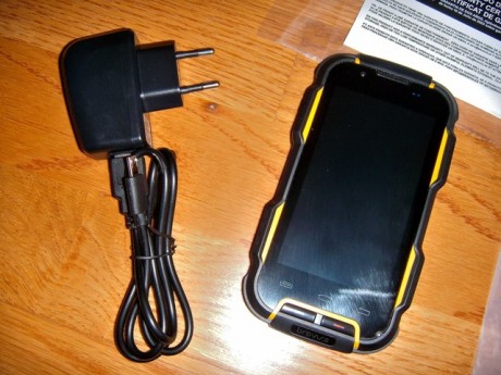 Smartphone rugerizado Bravus Gorila V9H, versión mejorada del modelo V9 que incluye un mejor procesador, 00