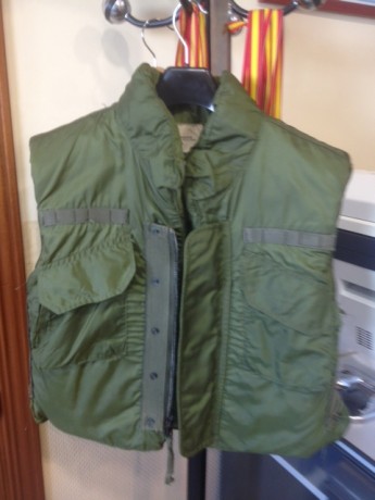 VENDIDO este Chaleco.

Se trata de un chaleco antifragmentación ORIGINAL utilizado por el ejército USA 01