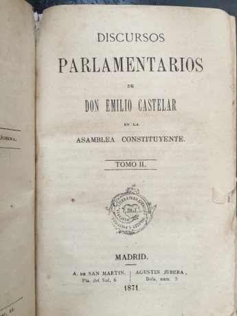 Hola, me encantan los libros antiguos, de historia, de ciencias sobre todo, biología, libros de naturalistas, 90