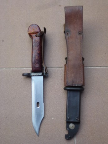 Hola.
Vendo bayoneta rumana del fusil AKM tipo II traida de Croacia. Estas bayonetas fueron compradas 12