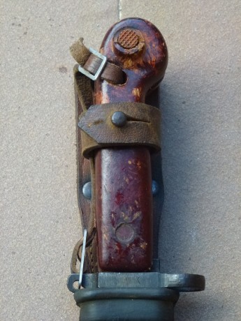 Hola.
Vendo bayoneta rumana del fusil AKM tipo II traida de Croacia. Estas bayonetas fueron compradas 10