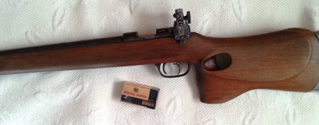 Carabina marca Shultz & Larsen modelo Olimpia. Calibre .22 l.r. Cañón super pesado. Rabera original. 10