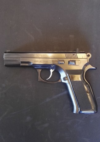Buenas

Vendo Norinco NP40, calibre .40SW, tiene muy pocos tiros.
El precio son 350€ Portes a penisula 02