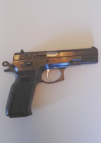 Buenas

Vendo Norinco NP40, calibre .40SW, tiene muy pocos tiros.
El precio son 350€ Portes a penisula 21