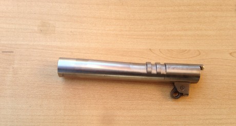Vendo cañón pesado , marca Ultimach, Bull Barrel , sin rampa, calibre .45, 
ajustado y guiado a una Llama 10