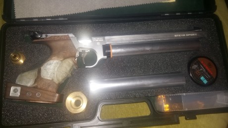 Buenas compañeros vendo esta pistola comprada el año pasado porque hace 2 años tuve que dejar la modalidad 02