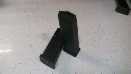 VENDO dos cargadores para Glock 19 4ª Gen. Con muy poco uso. Perfecto estado. Los dos cargadores por 30 00