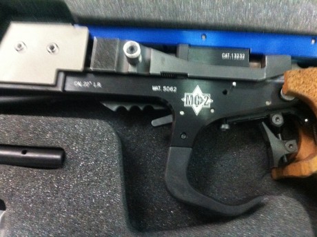 Hola:

Un amigo que se maneja solo regular en el foro, me pide que le anuncie su Match Guns MG2.
La pistola 02