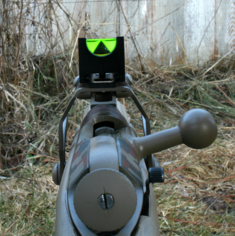 En venta ,visor Ser All Open Sight,hecho en USA.
Incluye una montura UTG para desmontaje rapido.
El visor 21