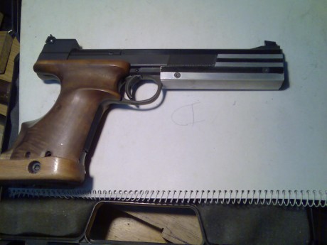 Hola a todos: Por fin me he decidido a vender mi 208. Realmente la compré porque es un arma emblemática 12