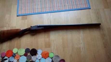 Que tal vendo dos escopetas paralelas, en muy buen estado a pesar de los años que tienen .
Una es una 52
