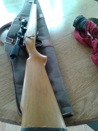 VENDO ESCOPETA LAMBER  DE CAÑON 66 CALIBRE 12 DOS GATILLOS TIRA MUY BIEN LA VENDO POR 200 EUROS  Y REGALO 00