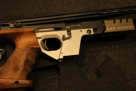 Extraordinaria pistola gsp expert calibre 22, esta como nueva.  Con maletin original. 2 cargadores. 
Poco 00