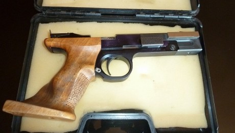 Vendo FAS 602 por cambio de modalidad de tiro.
Recientemente cambié la aguja percutora
Dos cargadores, 00