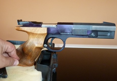 Vendo FAS 602 22LR por cambio de modalidad
Incluye 2 cargadores y kit limpieza del 22
Recientemente cambié 01