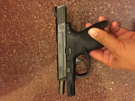  Vendo MOSSBERG 500 , cal 12 de corredera, con culata original, pistolet, portacartuchos y carril superior.
Sólo 91