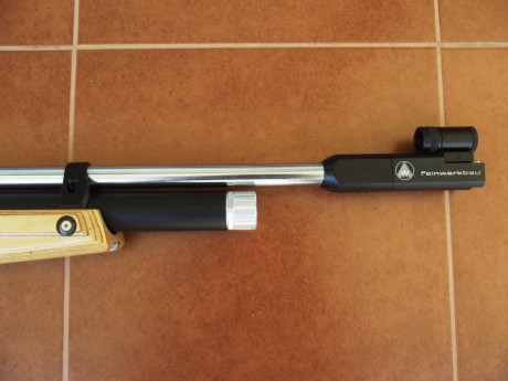 Vendo Feinwerkbau P700 madera.
Como nueva. Mui buena de acçion e madera. Bombona de aire 03-2004.
Se encontra 12