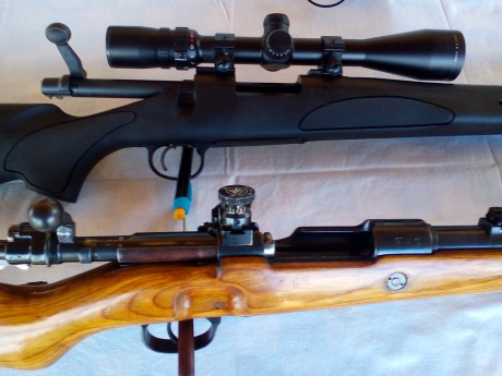 Un compañero del club de tiro me ha pedido que le suba la venta de estos dos juguetes
El primero es un 02
