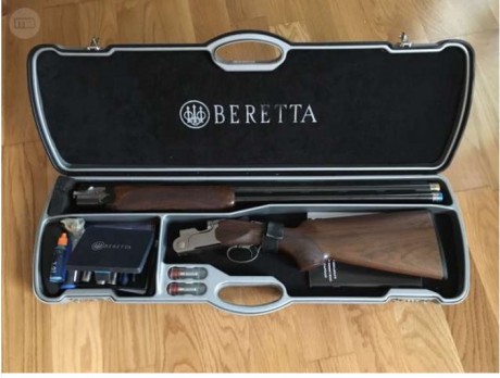 Vendo Beretta 692 Sporting en su estado original, maletín, accesorios, etc. . . Guiada en julio de 2014. 02