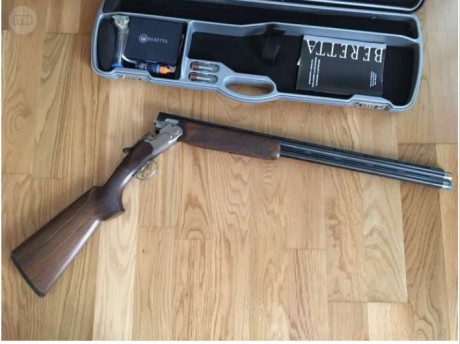 Vendo Beretta 692 Sporting en su estado original, maletín, accesorios, etc. . . Guiada en julio de 2014. 00