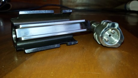 Vendo semiautomatico HK 2000 SLB LIGHT. Cal. 9.3x62. Con regleta picantinny larga y cargador extra. Solo 90