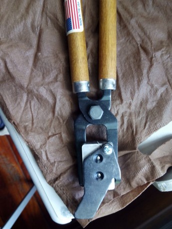 Venta Colt Navy 1851 calibre 44 , Marca Pietta,  en buen estado general tanto mecánico como estético , 21