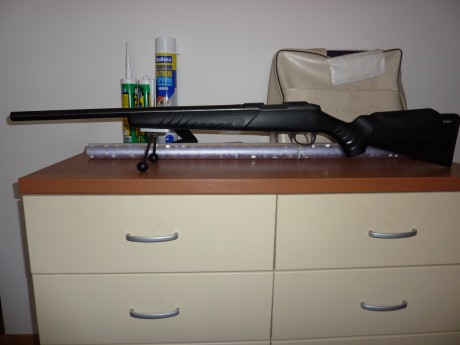  VENDIDA  carabina sako quad cañón pesado calibre 22 LR, le he puesto un rail tipo anschuzt, para el bípode, 00