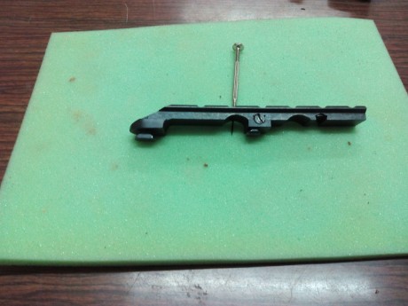 Hola amigos: alguien podría decirme donde localizar un pie apel para un punto rojo Docter para una base 10