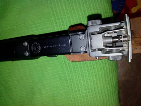Vendo pistola aire comprimido 4.5 de palanca en perfecto estado. El arma esta en Murcia 80