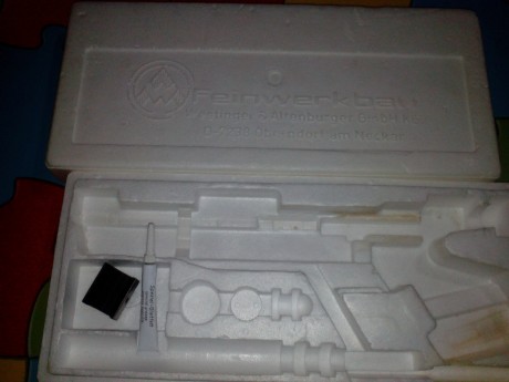 Vendo pistola aire comprimido 4.5 de palanca en perfecto estado. El arma esta en Murcia 111
