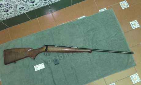 Vendo o cambio CZ 452 cal.22LR. Bien cuidada y mantenida, en excelentes condiciones. Cargador 5 balas. 02