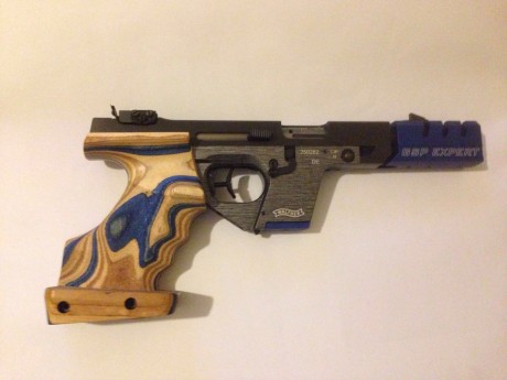 Hola,

Vendo en perfecto estado mi Walther GSP Expert cal .22Lr. 

Se entrega con su maletín, dos cargadores 01