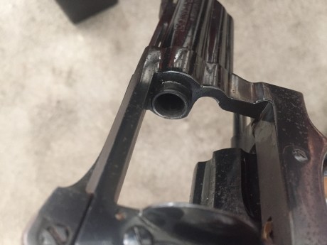 Buenas! Llevo tiempo por el foro pero es la primera vez que pongo a vender un arma. Me llamo juanjo y 01