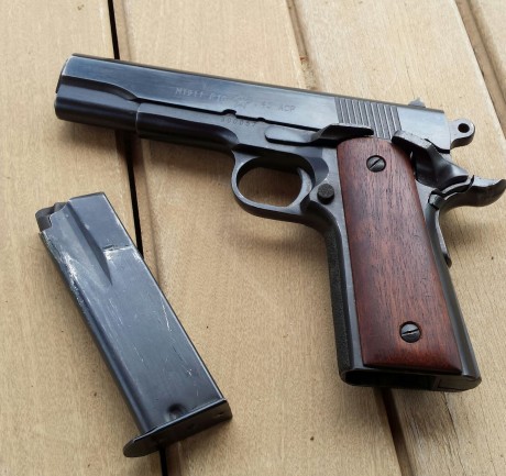 Hola. 
Vendo Norinco 1911 en 45 ACP. Buen estado general. Usada solo en precision. 20
