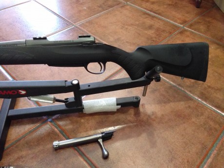 Rifle adquirido el 7-9-2015

Calibre 308

Prácticamente nuevo, poco tiros

Precio 960 €, portes pagados 00